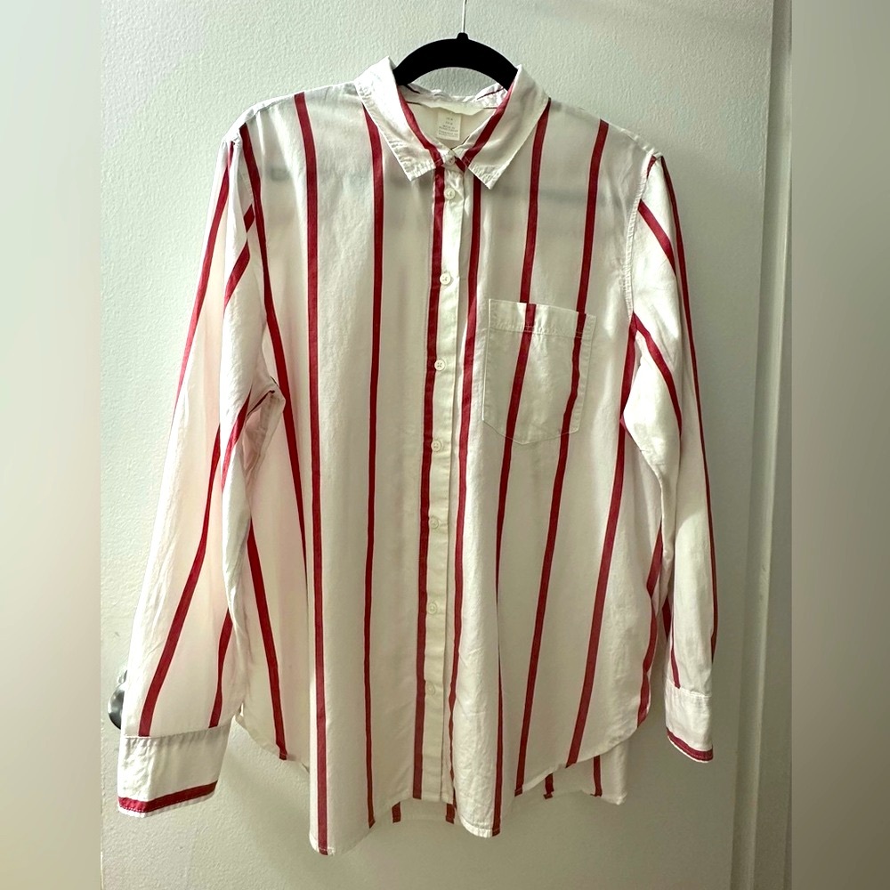 H&M Striped Red Long Sleeve Button Down Shirt Size M